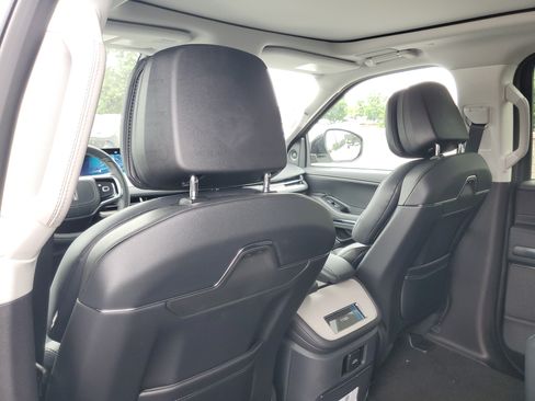 New 2026 Lincoln Navigator Reserve AWD/4WD image 28