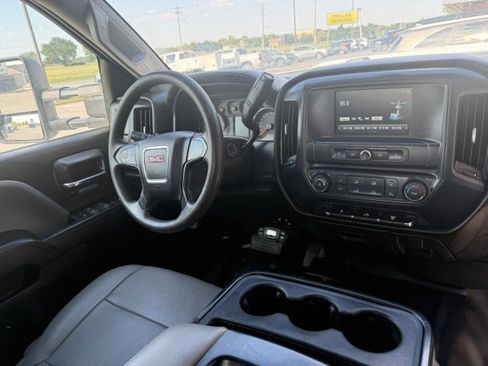 Used 2019 GMC Sierra 3500 4x4 Crew Cab w/ Sierra Convenience Package image 7
