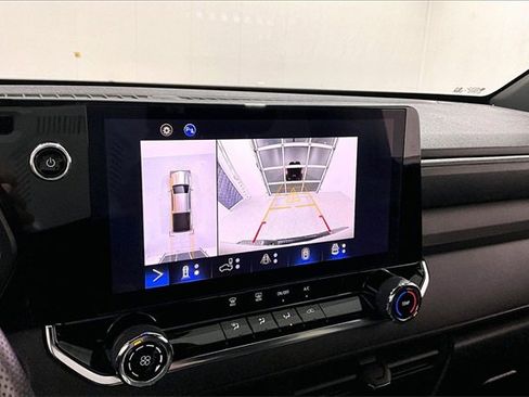 Used 2023 Chevrolet Colorado Trail Boss w/ Technology Package image 15