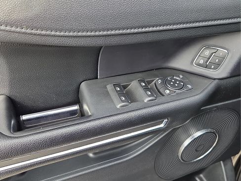Used 2020 Ford Expedition XLT AWD/4WD image 14