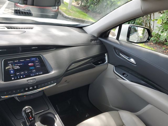 Certified 2022 Cadillac XT4 Premium Luxury w/ Safety Alert Package FWD image 20