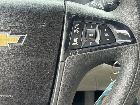 Used 2017 Chevrolet Equinox LS FWD image 21