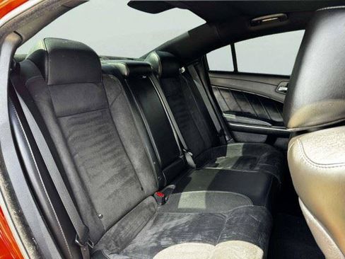 Used 2022 Dodge Charger Scat Pack RWD image 43