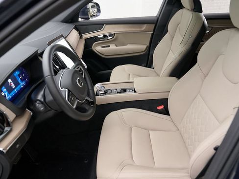 New 2026 Volvo XC90 B5 Plus w/ Protection Package AWD/4WD image 16
