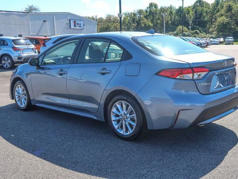 Used 2020 Toyota Corolla LE w/ LE Premium Package image 14
