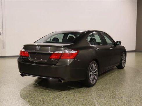 Used 2014 Honda Accord Sport image 9