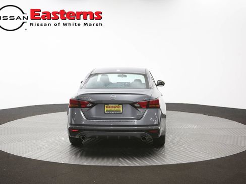Used 2023 Nissan Altima 2.5 SV w/ SV Premium Package AWD/4WD image 37