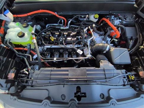 New 2026 Ford Maverick XLT w/ XLT Luxury Package image 16