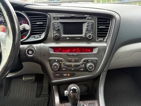 Used 2013 Kia Optima EX w/ Premium Pkg FWD image 17