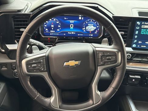 Used 2023 Chevrolet Silverado 1500 LT w/ Z71 Off-Road Package AWD/4WD image 16
