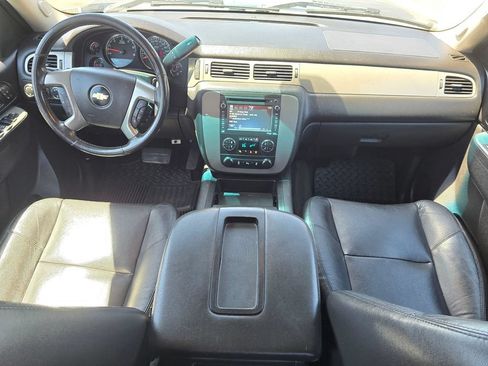 Used 2013 Chevrolet Silverado 3500 LTZ AWD/4WD image 9