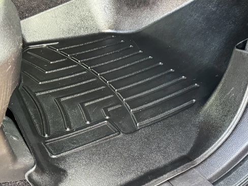 Used 2015 Ford F350 Platinum image 11