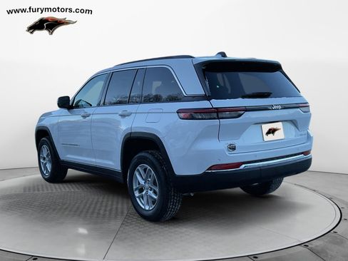 New 2025 Jeep Grand Cherokee Laredo X w/ Luxury Tech Group I image 5