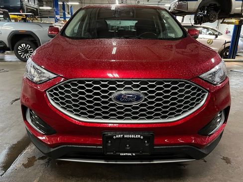 Used 2024 Ford Edge SEL AWD/4WD image 6