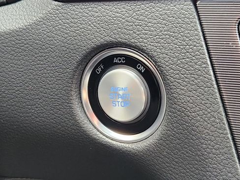 Used 2018 Genesis G80 3.3T Sport RWD image 24