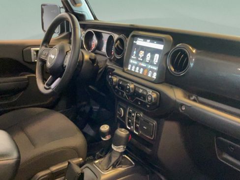 Used 2022 Jeep Gladiator Sport AWD/4WD image 37