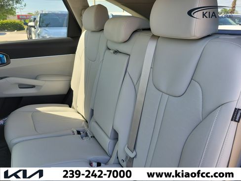 New 2026 Kia Sorento EX FWD image 12