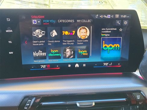 New 2025 BMW X1 M35i w/ Premium Package image 25