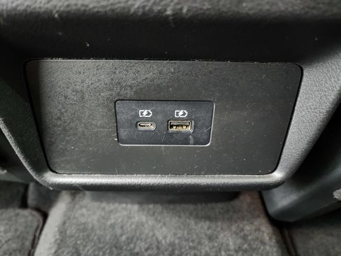 Used 2023 Nissan Rogue SV image 35