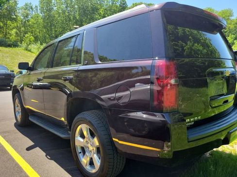 Used 2020 Chevrolet Tahoe LT w/ Luxury Package AWD/4WD image 4