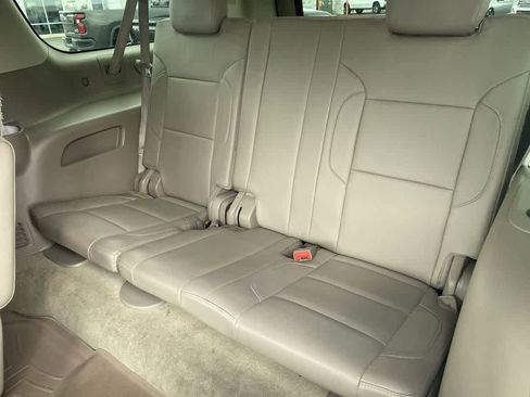 Used 2015 Chevrolet Suburban LTZ image 24