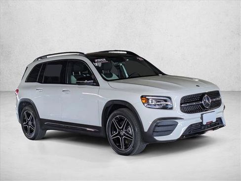 Certified 2023 Mercedes-Benz GLB 250 GLB 250 image 3