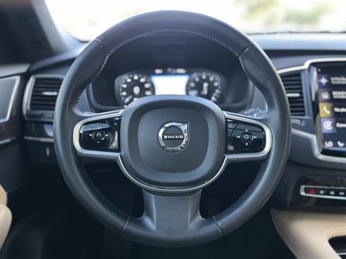 Used 2019 Volvo XC90 T6 Momentum w/ Advanced Package AWD/4WD image 26