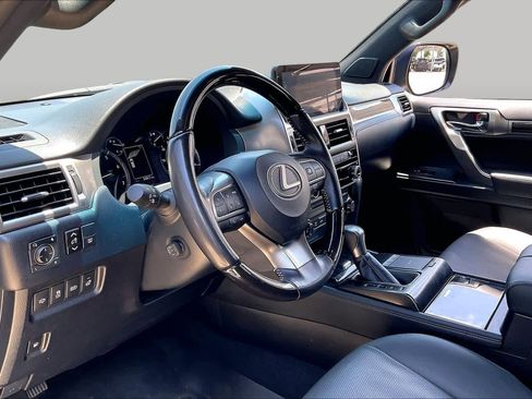 Used 2023 Lexus GX 460 Premium w/ Premium Package AWD/4WD image 17
