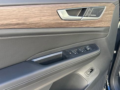 New 2026 Volkswagen Atlas SEL Premium R-Line image 9