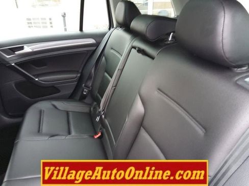 Used 2017 Volkswagen Golf Alltrack SE image 27