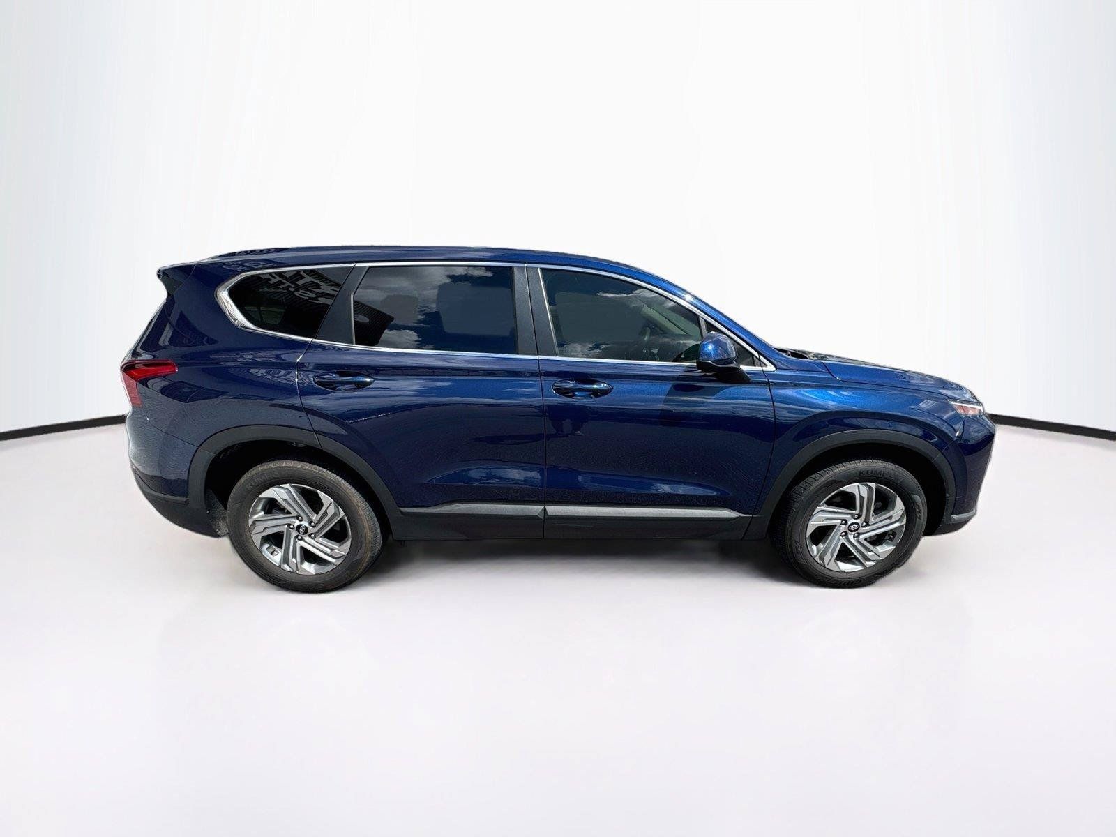 Used 2023 Hyundai Santa Fe SE FWD image 6