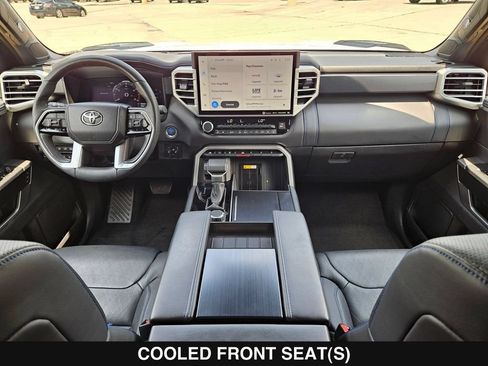 Used 2024 Toyota Tundra Platinum AWD/4WD image 20