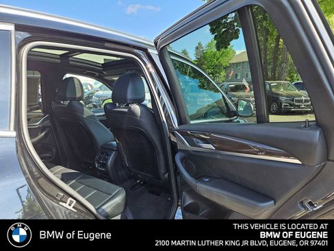 Used 2023 BMW X3 xDrive30i AWD/4WD image 14