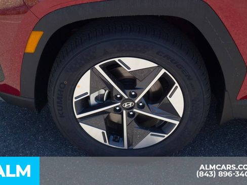 Used 2025 Hyundai Tucson SEL FWD image 11