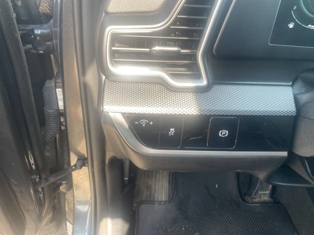 Used 2024 Kia Sportage LX AWD/4WD image 19