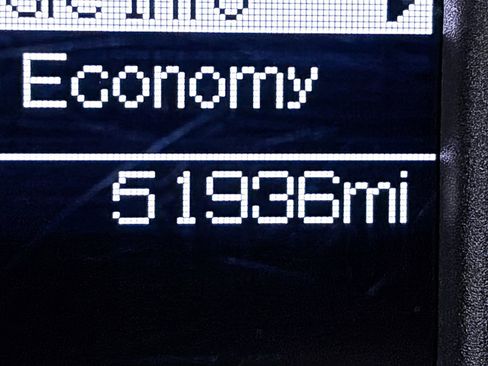 Used 2023 RAM 1500 Classic SLT image 29