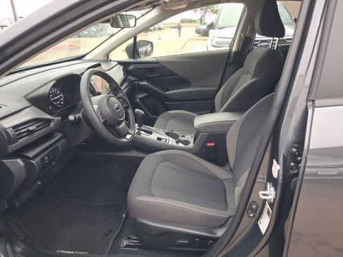 Used 2025 Subaru Crosstrek 2.0i Premium AWD/4WD image 4