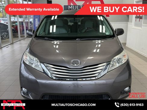 Used 2011 Toyota Sienna XLE image 9