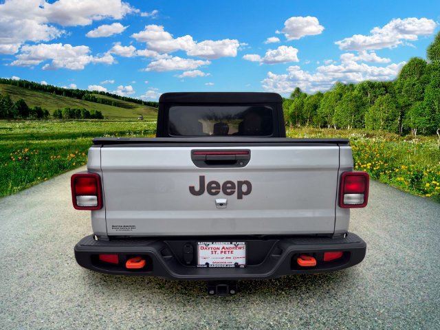Certified 2022 Jeep Gladiator Mojave w/ Trailer Tow Package AWD/4WD image 5