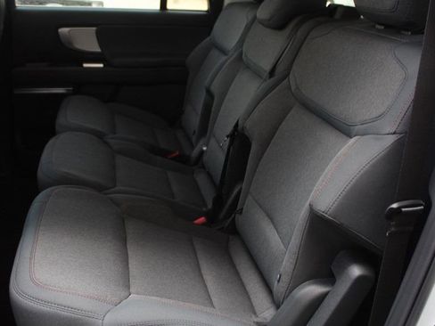 New 2025 Ford Expedition Max Active image 15