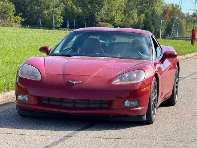 Used 2005 Chevrolet Corvette Coupe w/ Preferred Equipment Group RWD image 32