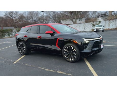 Certified 2024 Chevrolet Blazer EV RS image 2