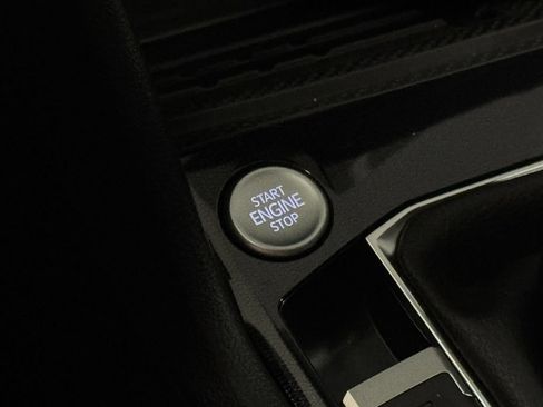 New 2026 Volkswagen Taos SE AWD/4WD image 15