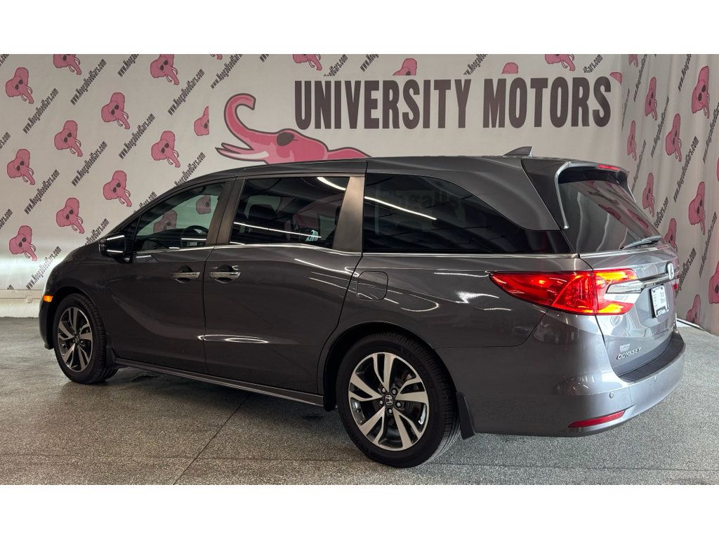 Used 2023 Honda Odyssey Touring image 12