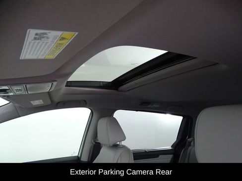 Used 2023 Honda Odyssey EX-L image 8