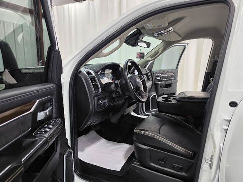 Used 2024 RAM 2500 Laramie w/ Safety Group AWD/4WD image 12