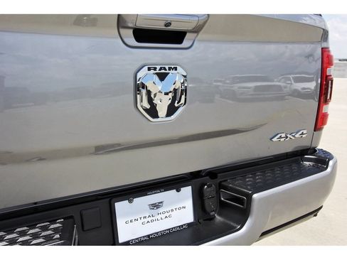 Used 2024 RAM 2500 Laramie w/ Safety Group AWD/4WD image 29