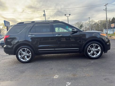 Used 2014 Ford Explorer Limited w/ Equipment Group 302A AWD/4WD image 8