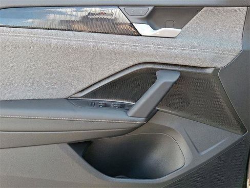 New 2025 Volkswagen Tiguan S image 10