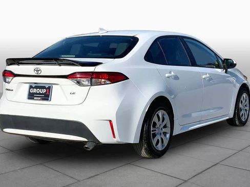 Used 2022 Toyota Corolla LE FWD image 13